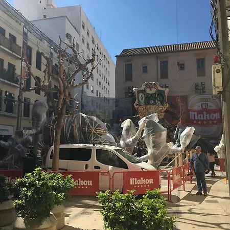 Travel Habitat Plaza Del Pilar. Appartamento Valenza